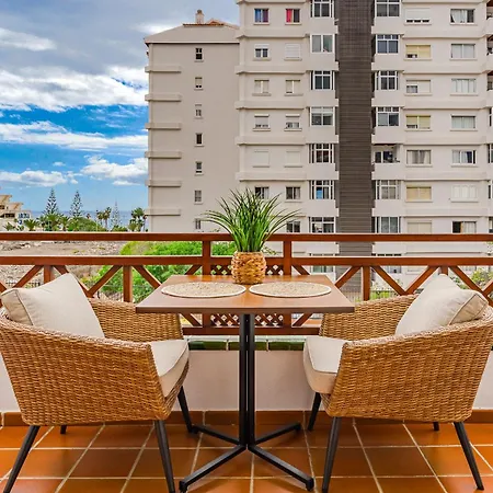 Ocean Walk Victoria Court 2 Modern Apartment With Terrace, Heated Pool, Netflix Arona (Tenerife)