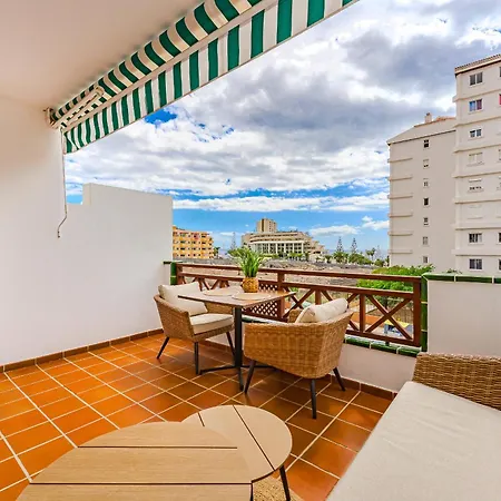 Ocean Walk Victoria Court 2 Modern Apartment With Terrace, Heated Pool, Netflix * Arona (Tenerife)