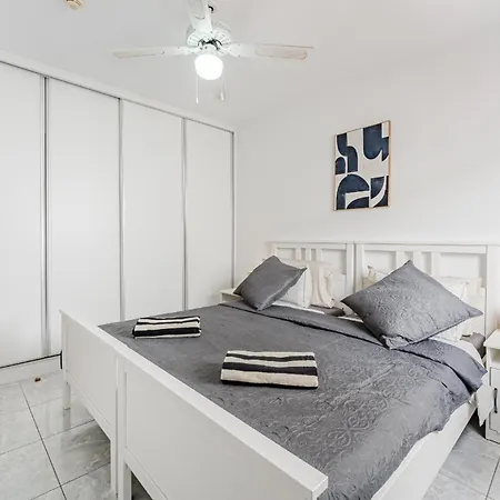 Ocean Walk Modern 公寓